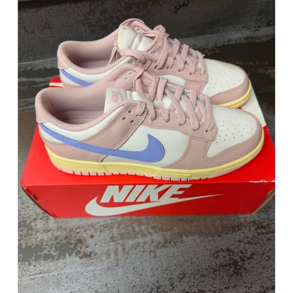 Women's Nike Dunk Low Pink Oxford Size 9.5- DD1503-601 - Picture 4 of 9
